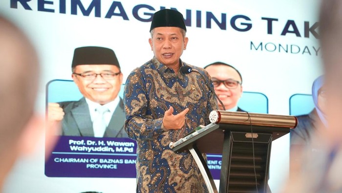 Menkop Klarifikasi Isu Anggaran Besar Pengadaan Kipas Angin untuk Kopdes