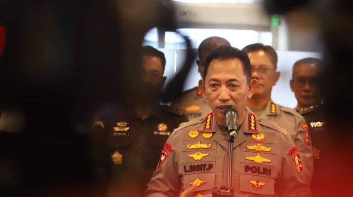 Kapolri Pimpin Kenaikan Pangkat 50 Pati Polri, Roycke Harry Langie Resmi Jadi Komjen